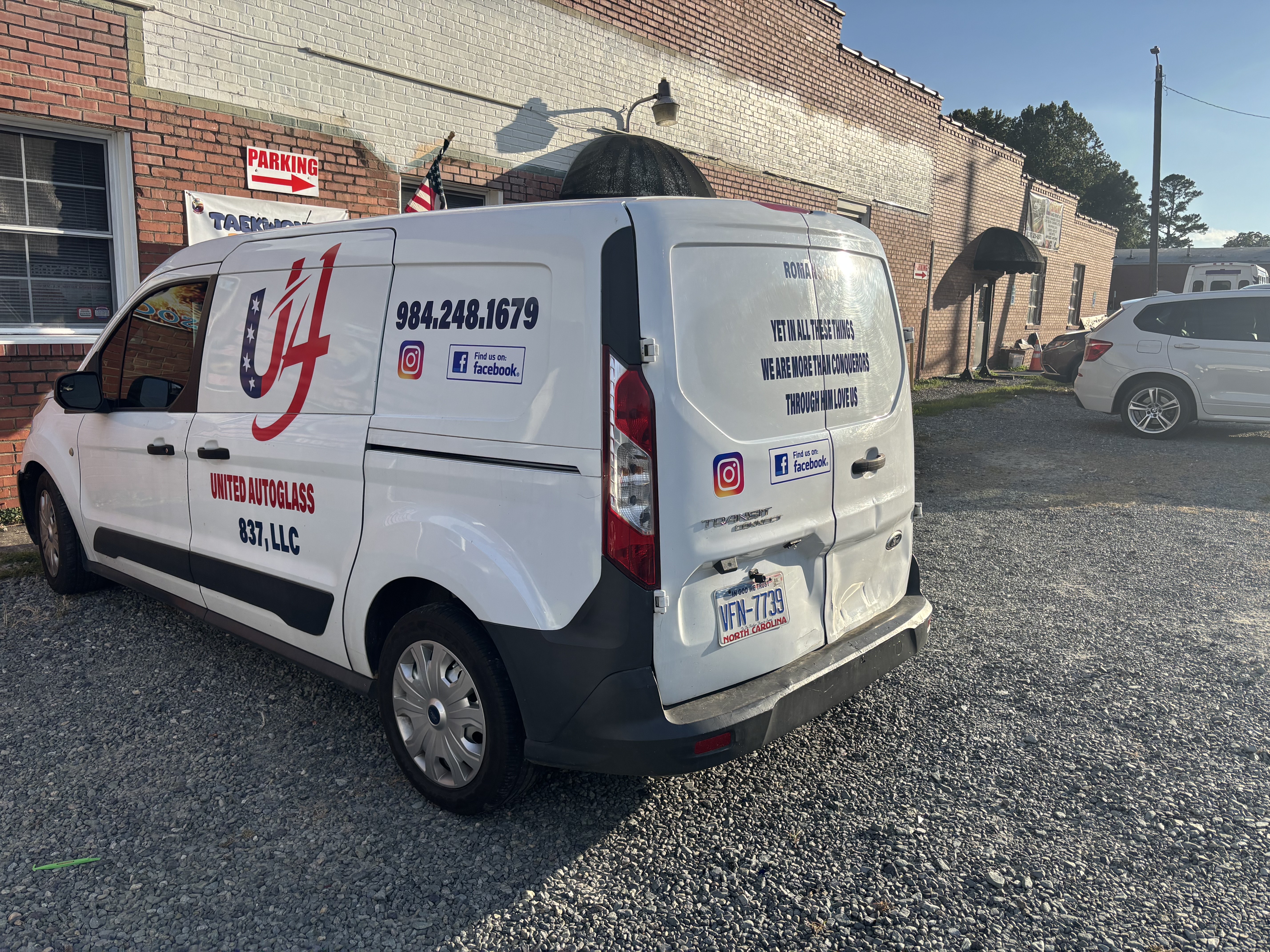 United Autoglass 837 service van lettering and decals